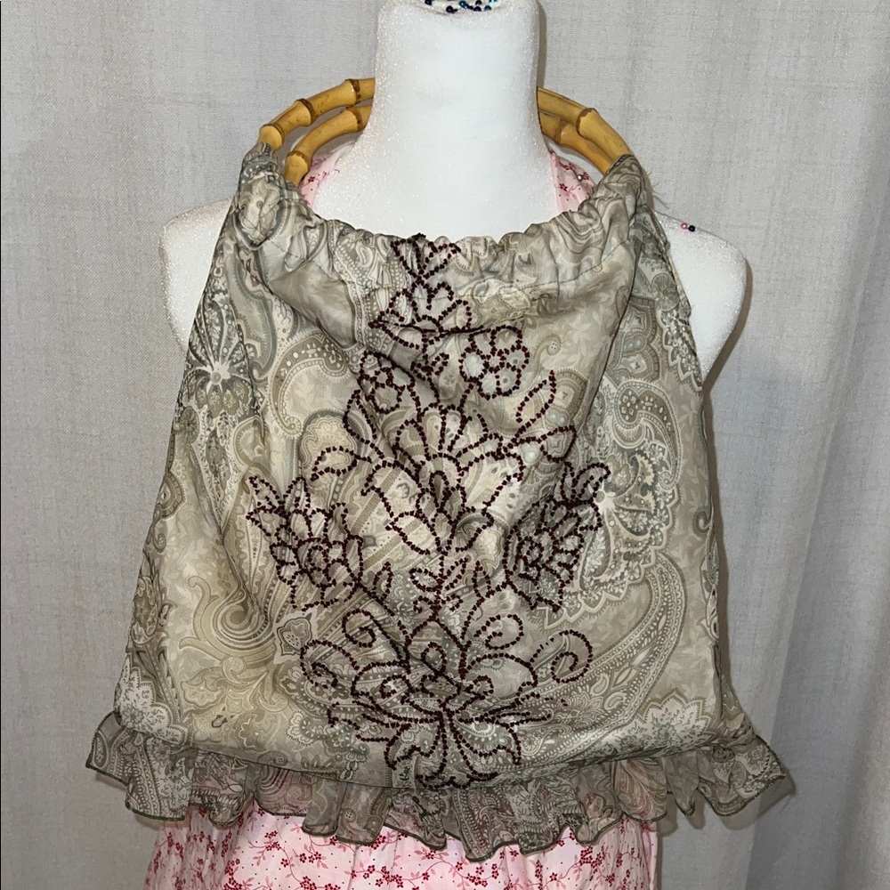 Vintage Floral and beaded purse  with Bamboo Handles